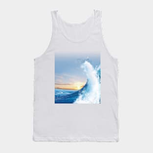 sea waves Tank Top